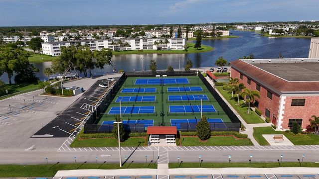 328 Brighton H, Boca Raton, FL 33434