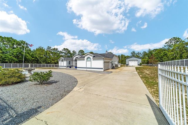 7399 SW 140TH AVENUE, Dunnellon, FL 34432