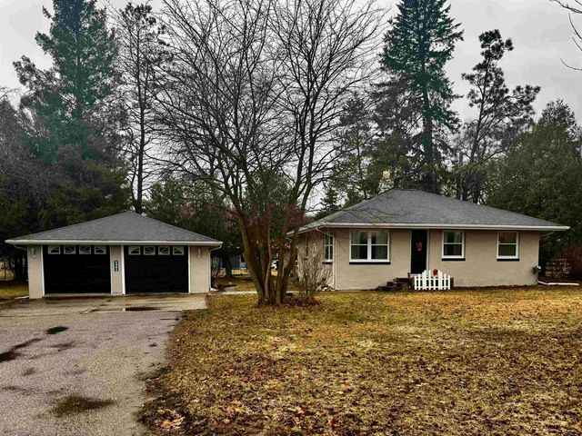 1361 N State Street, Gladwin, MI 48624