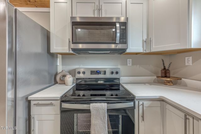 330 East Church Street, Greeneville, TN 37745