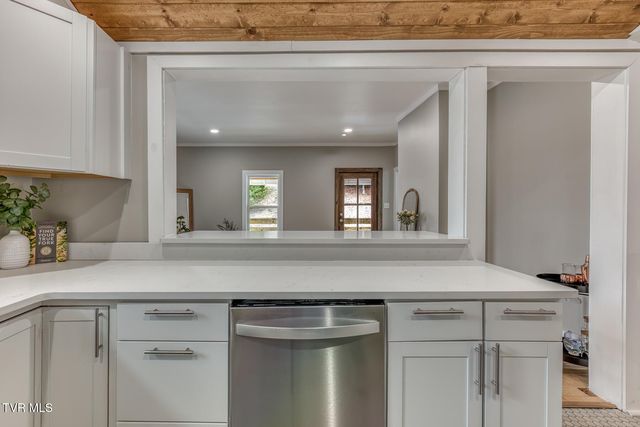 330 East Church Street, Greeneville, TN 37745