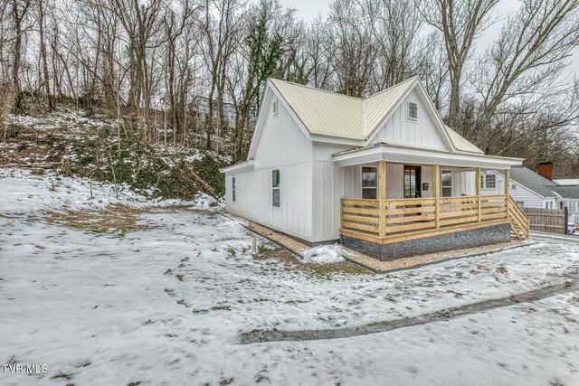 330 East Church Street, Greeneville, TN 37745