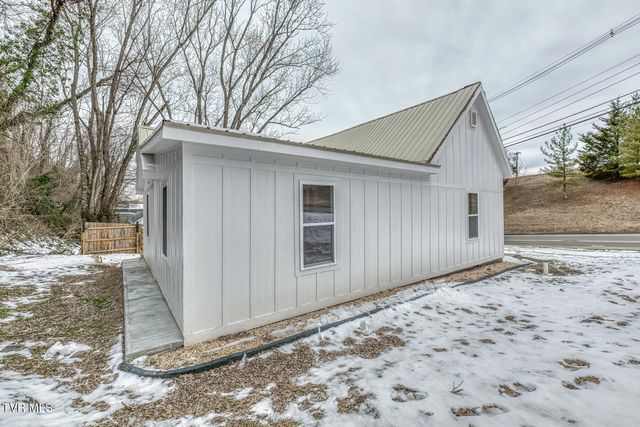 330 East Church Street, Greeneville, TN 37745