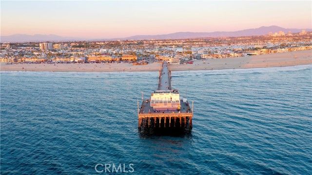 2006 Court Avenue, Newport Beach, CA 92663