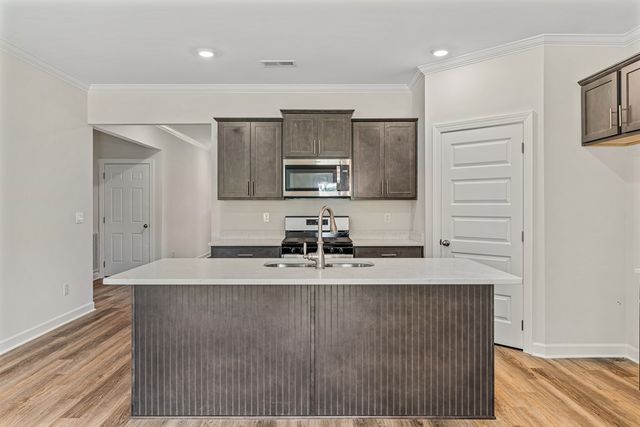 497 Golden Oaks Circle, Rehobeth, AL 36301