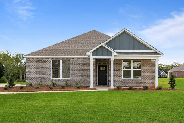 497 Golden Oaks Circle, Rehobeth, AL 36301