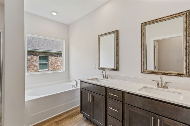 497 Golden Oaks Circle, Rehobeth, AL 36301