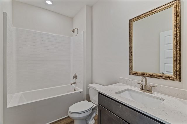 497 Golden Oaks Circle, Rehobeth, AL 36301