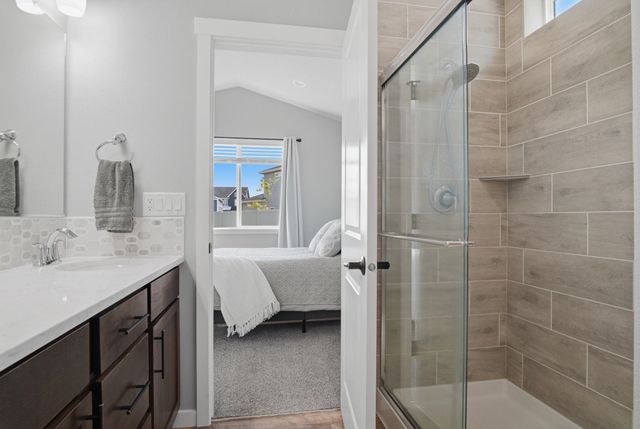 1754 N Hood River Rd, Liberty Lake, WA 99019