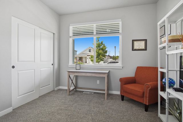 1754 N Hood River Rd, Liberty Lake, WA 99019