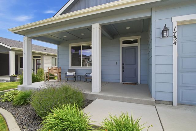1754 N Hood River Rd, Liberty Lake, WA 99019