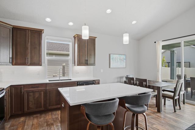 1754 N Hood River Rd, Liberty Lake, WA 99019