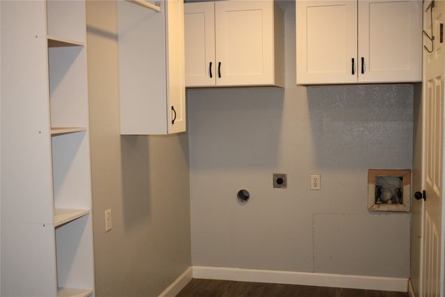 1023 Terry Way, Carrollton, TX 75006