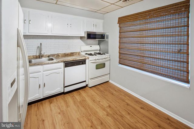 141 CHELSEA CIR, Clementon, NJ 08021