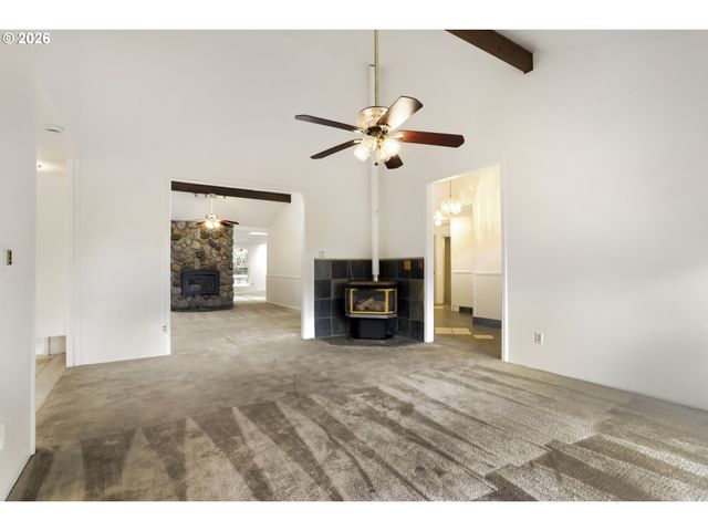 5950 Nw SIMNASHO Dr, Portland, OR 97229