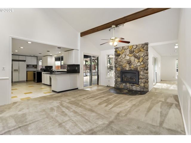 5950 Nw SIMNASHO Dr, Portland, OR 97229