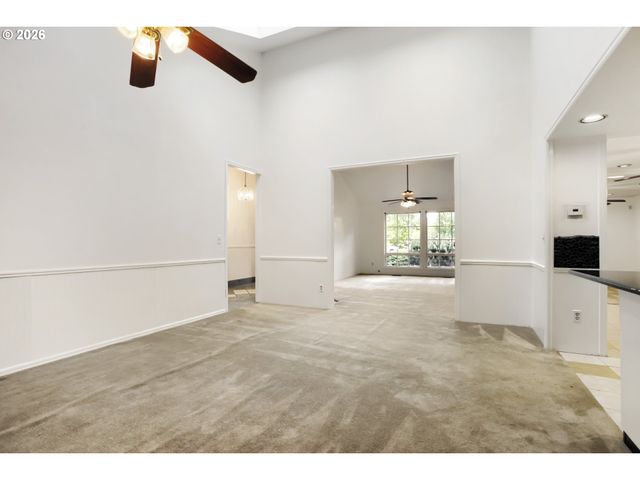 5950 Nw SIMNASHO Dr, Portland, OR 97229