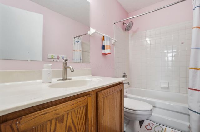 8496 Leader Drive, Galloway, OH 43119