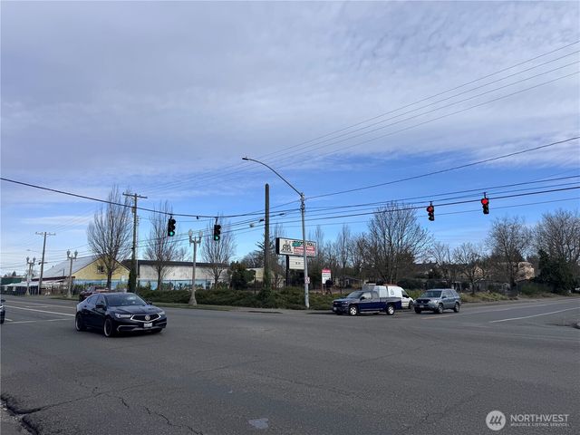 9825 Pacific Ave S, Tacoma, WA 98444