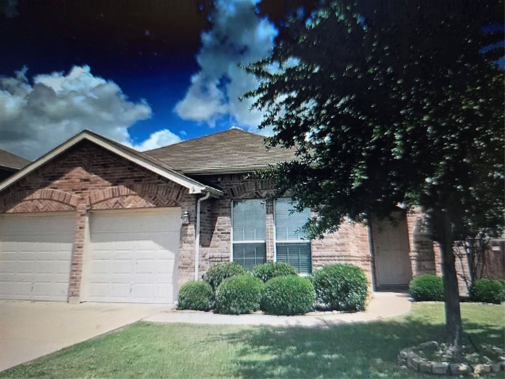1103 Grimes Drive, Forney, TX 75126