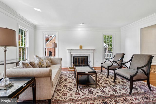 9705 HOLLOWAY HILL, Potomac, MD 20854
