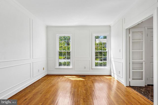 9705 HOLLOWAY HILL, Potomac, MD 20854