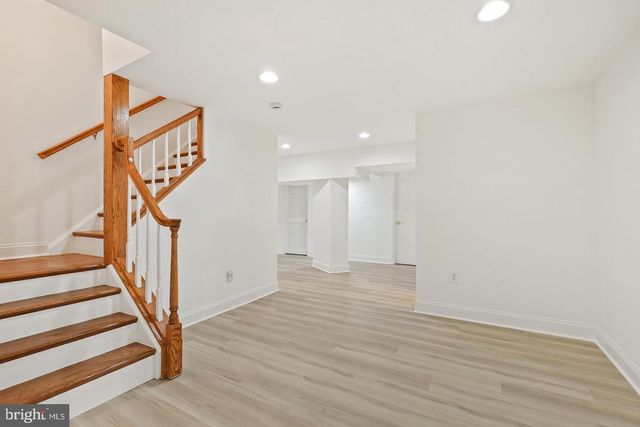 9705 HOLLOWAY HILL, Potomac, MD 20854