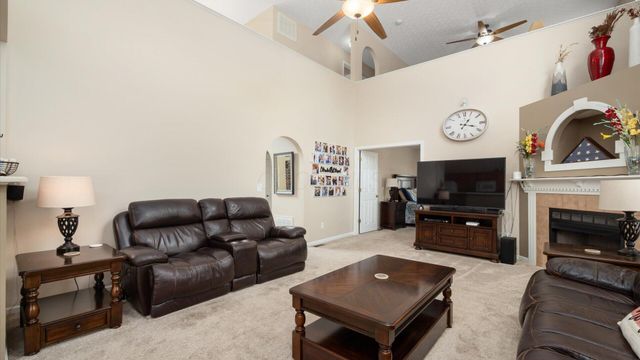 102 Yukon Drive, Commercial Point, OH 43116
