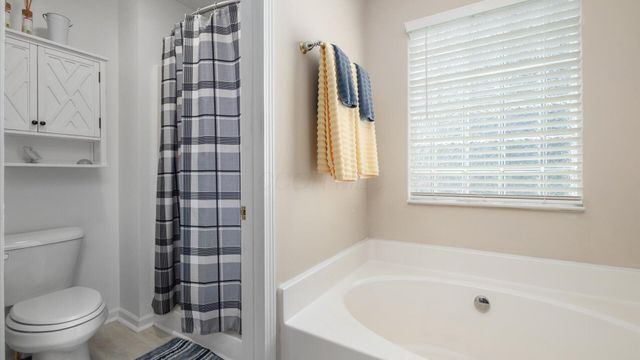 102 Yukon Drive, Commercial Point, OH 43116