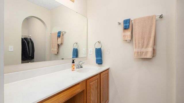 102 Yukon Drive, Commercial Point, OH 43116