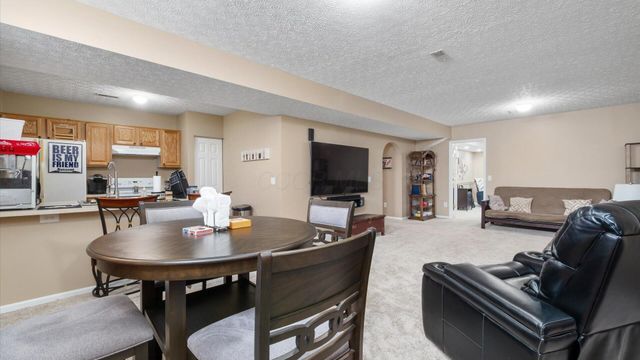 102 Yukon Drive, Commercial Point, OH 43116