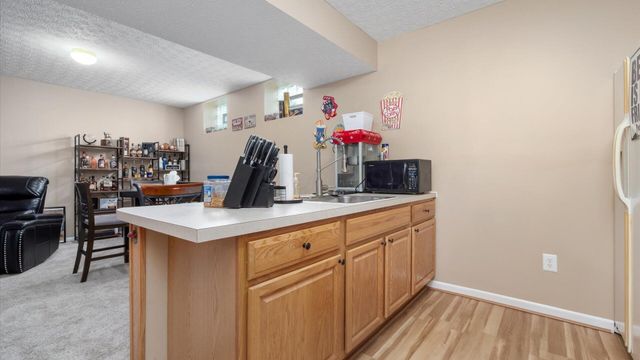102 Yukon Drive, Commercial Point, OH 43116