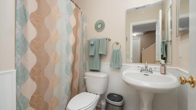 102 Yukon Drive, Commercial Point, OH 43116