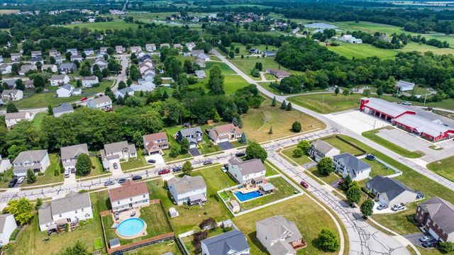 102 Yukon Drive, Commercial Point, OH 43116