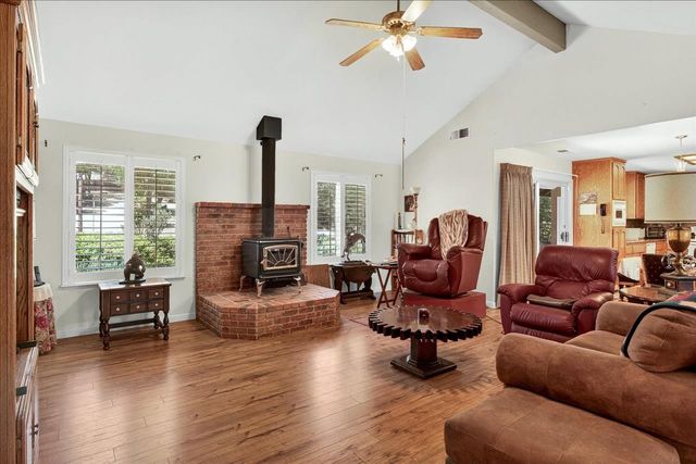 38090 Wortham Road, Oakhurst, CA 93644