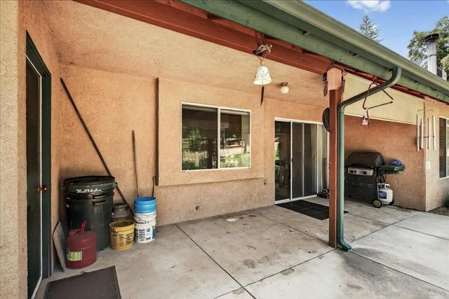 38090 Wortham Road, Oakhurst, CA 93644