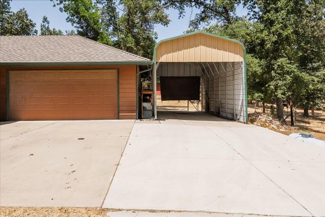 38090 Wortham Road, Oakhurst, CA 93644