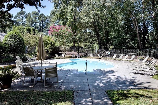 101 Windsor LN C, Williamsburg, VA 23185