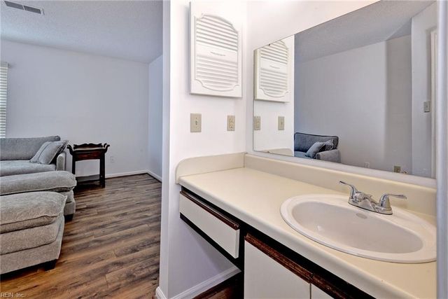 101 Windsor LN C, Williamsburg, VA 23185
