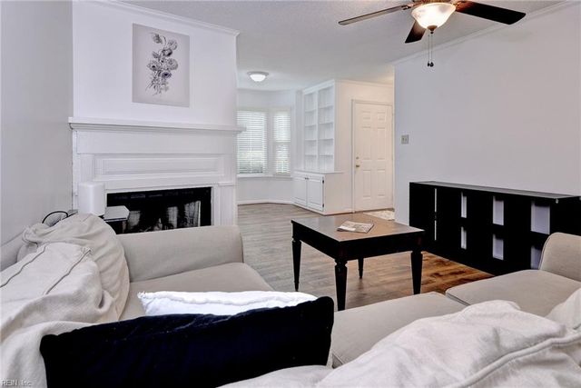 101 Windsor LN C, Williamsburg, VA 23185