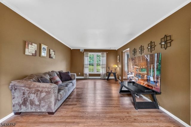 10 Jean Dr, Montville Twp., NJ 07082