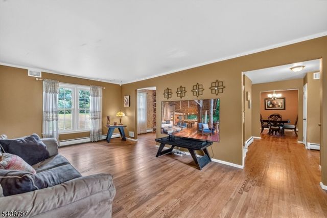 10 Jean Dr, Montville Twp., NJ 07082