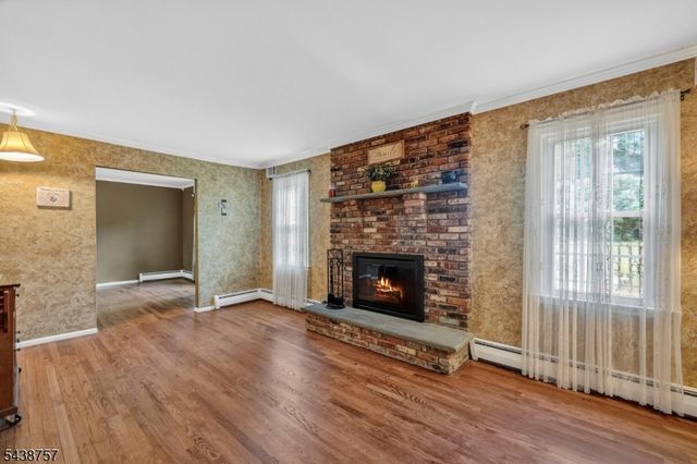 10 Jean Dr, Montville Twp., NJ 07082