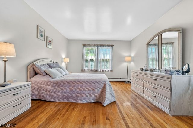 10 Jean Dr, Montville Twp., NJ 07082
