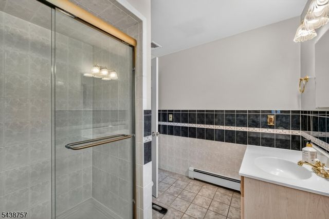 10 Jean Dr, Montville Twp., NJ 07082