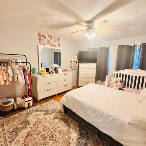 520 High St 7, Clinton, MA 01510