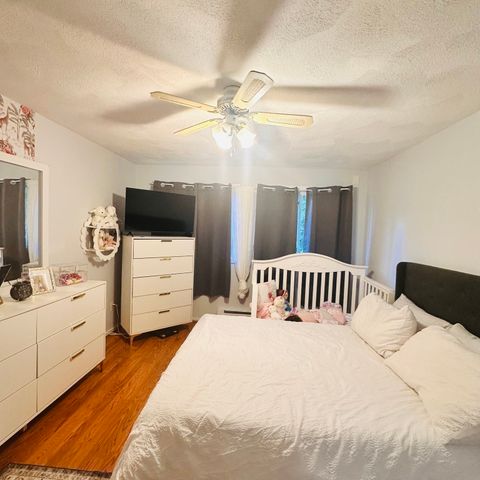 520 High St 7, Clinton, MA 01510