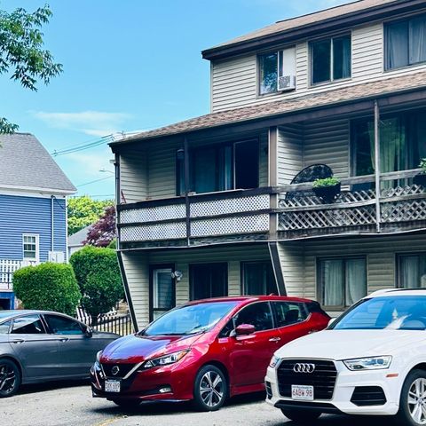 520 High St 7, Clinton, MA 01510