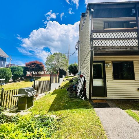 520 High St 7, Clinton, MA 01510
