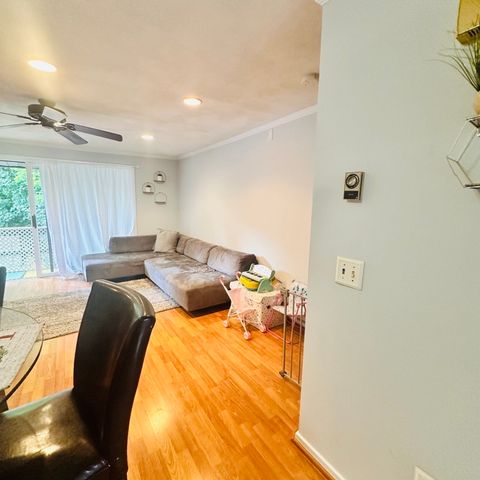 520 High St 7, Clinton, MA 01510